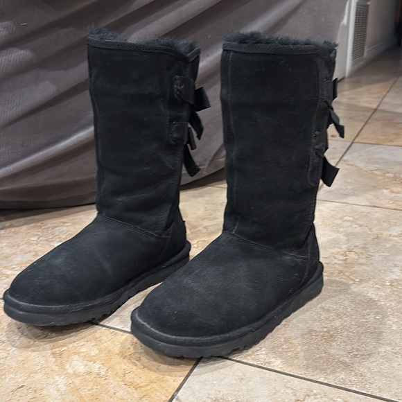 UGG Australia High Boots size 6 - Picture 2 of 12
